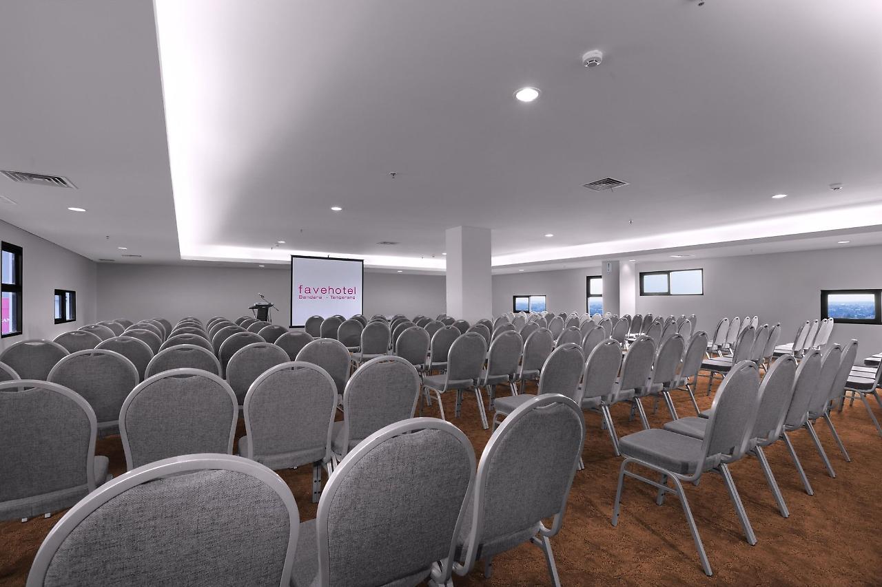 Sahid Bandara Soekarno Hatta Tangerang Esterno foto